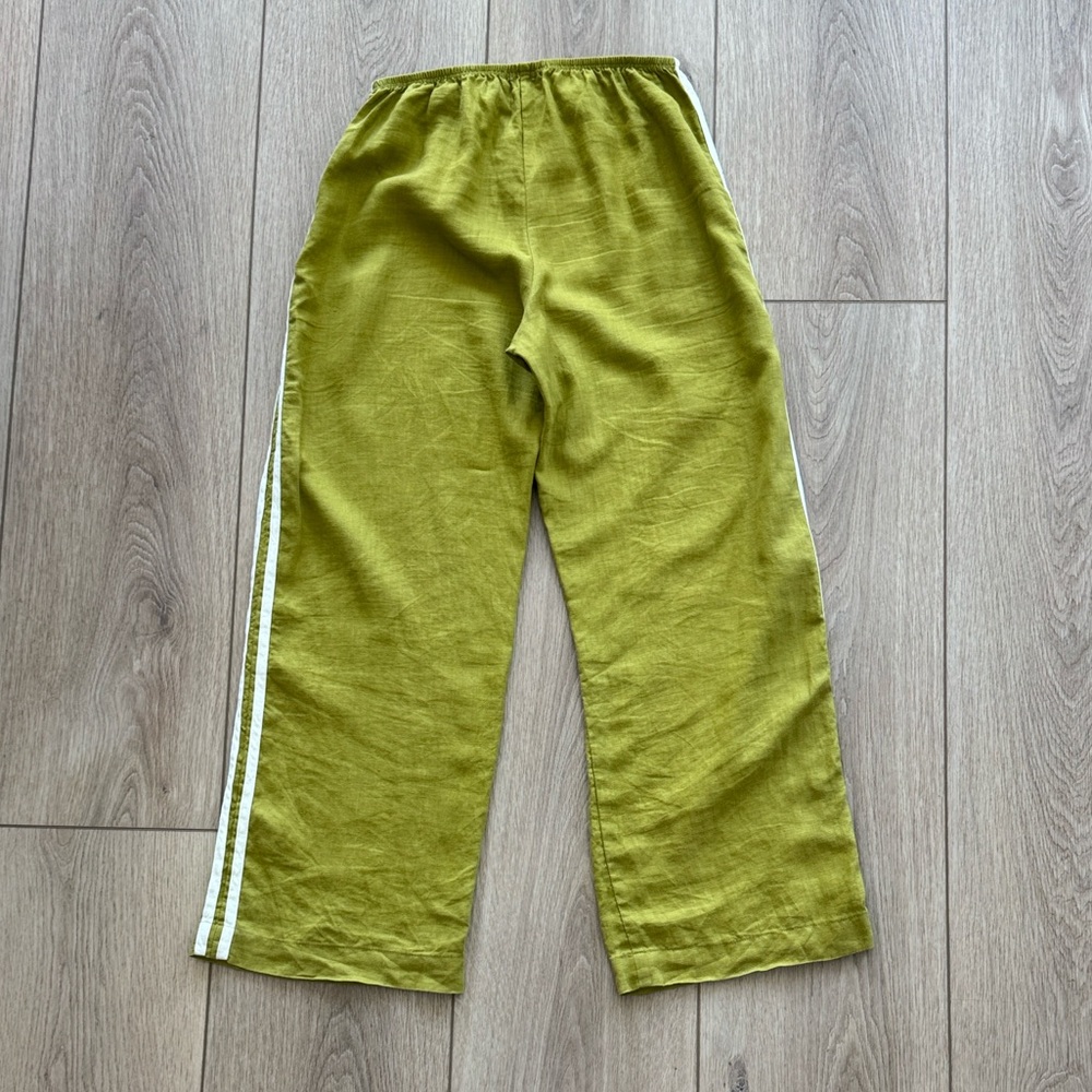 DONNI. Olive Cropped Pants with White Stripes - Picture 3 of 7